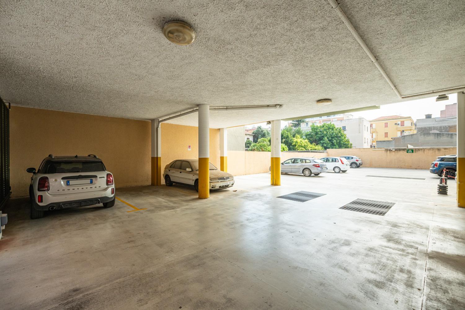 Greta House San Benedetto Apartment กาญารี ภายนอก รูปภาพ
